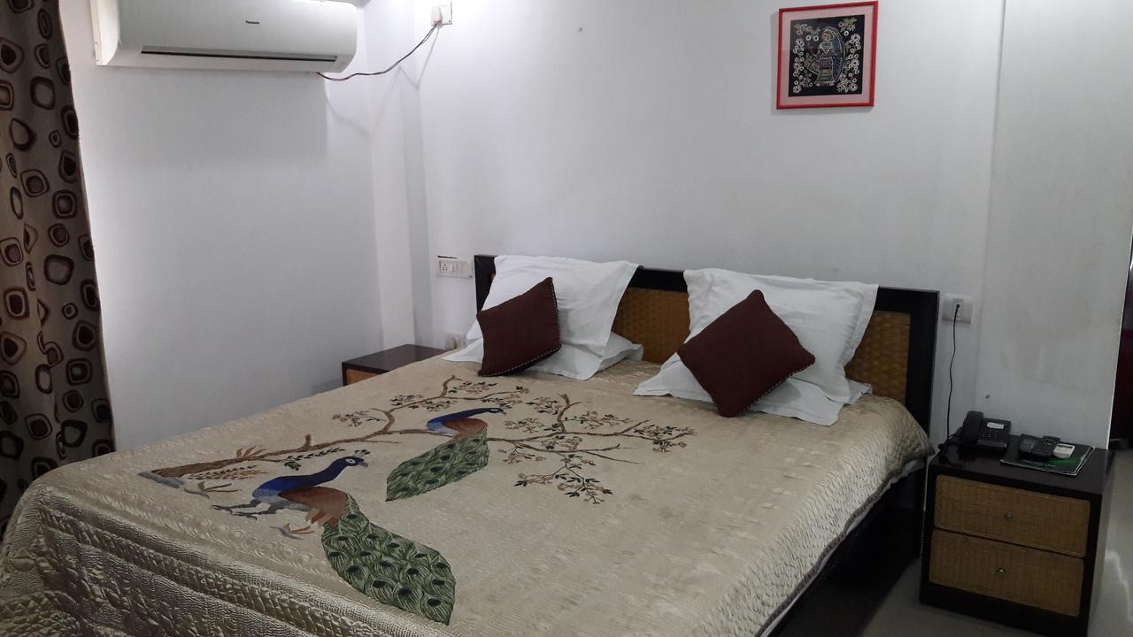 Aroma Residency Hotel Tinsukia Exterior foto
